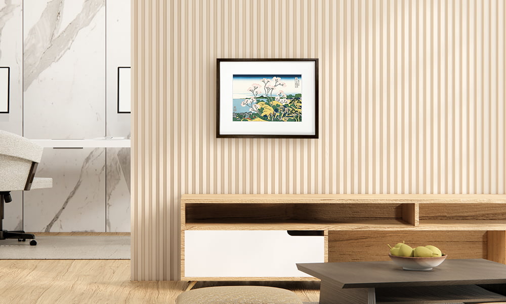 葛飾北斎「富嶽三十六景 東海道品川御殿山ノ不二」浮世絵木版画を飾ったイメージ写真