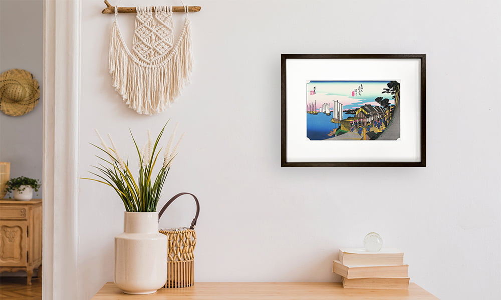 歌川広重「東海道五十三次 品川 日之出」浮世絵木版画を飾ったイメージ写真