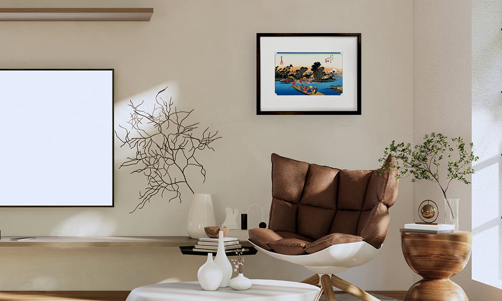 歌川広重「東海道五十三次 川崎 六郷渡舟」浮世絵木版画を飾ったイメージ写真